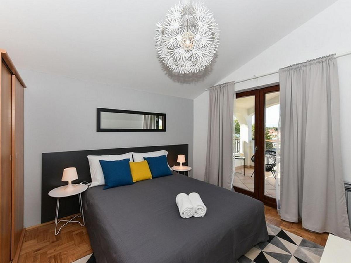 Mediterraneo Garden Apartments เพทรอซาเน ห้อง รูปภาพ