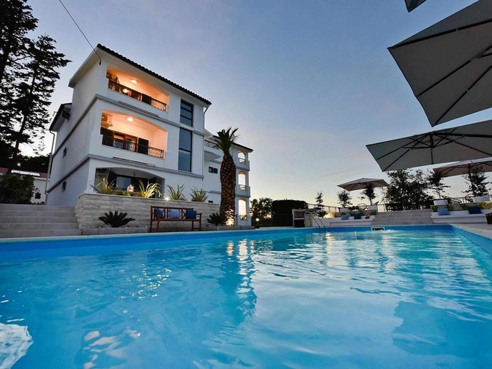 Mediterraneo Garden Apartments เพทรอซาเน ห้อง รูปภาพ